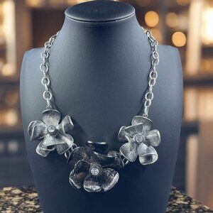 Vintage‎ Silver Floral Statement Necklace 18 Inch Bold Chunky Flower Rhinestone